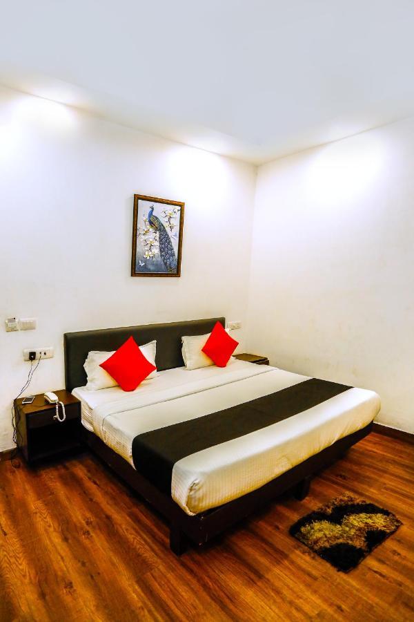 Airport Hotel Tashree New Delhi Luaran gambar