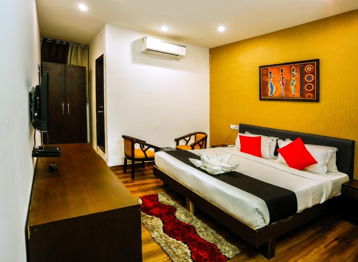 Airport Hotel Tashree New Delhi Luaran gambar