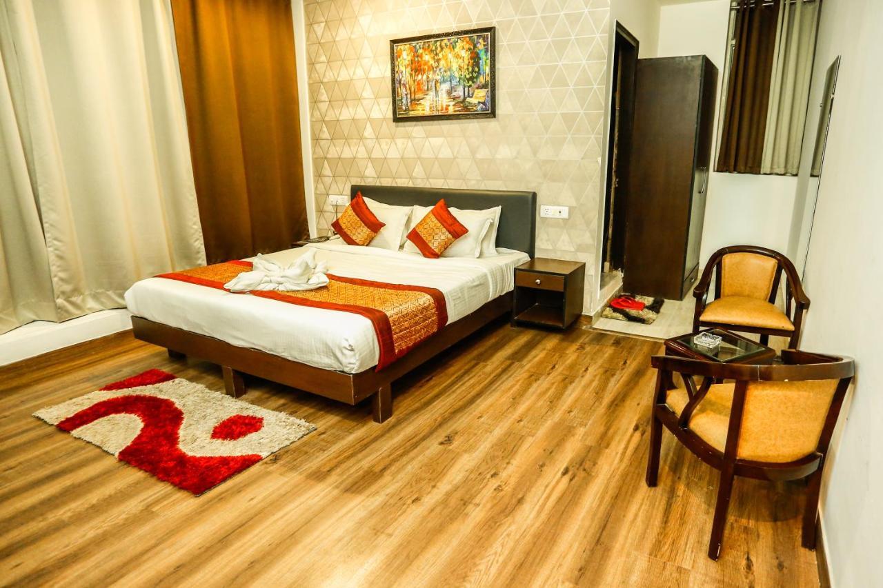Airport Hotel Tashree New Delhi Luaran gambar