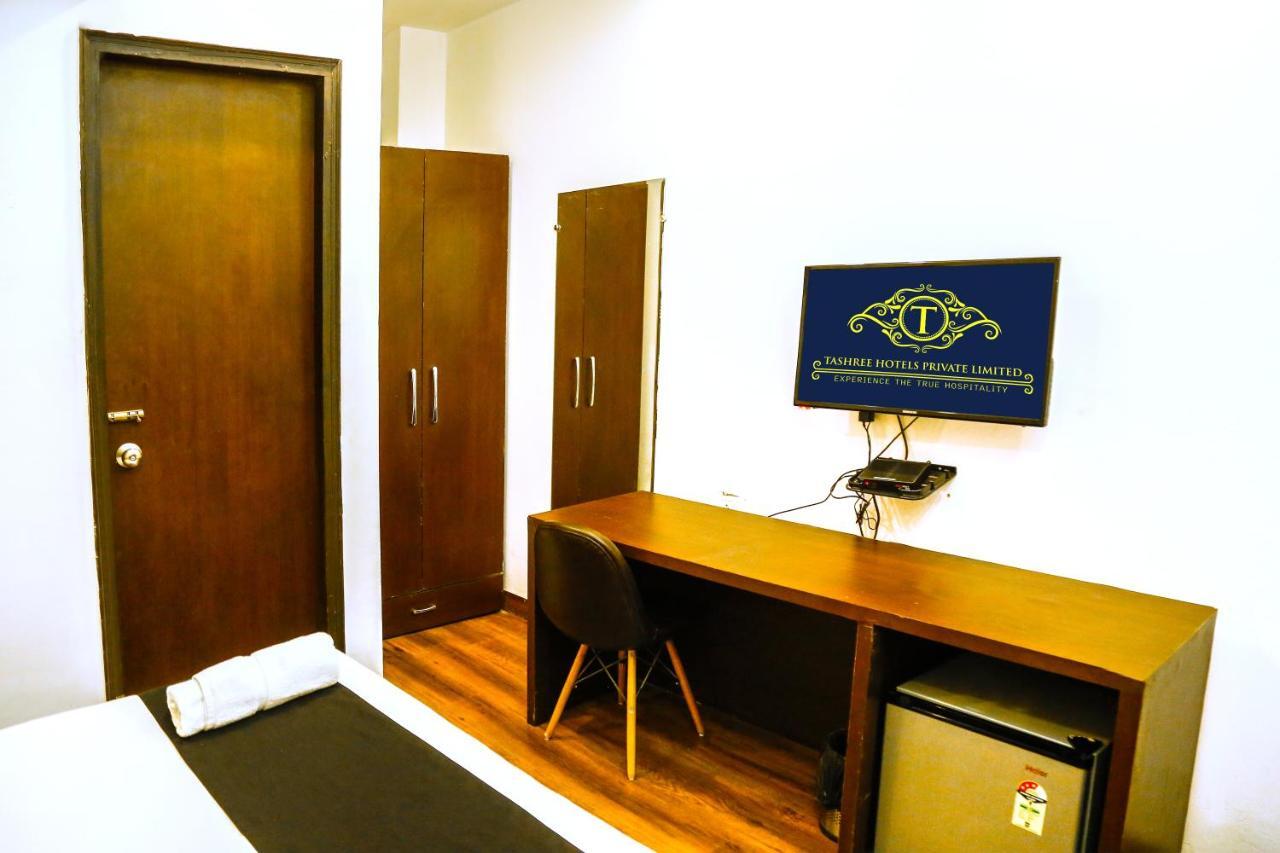 Airport Hotel Tashree New Delhi Luaran gambar