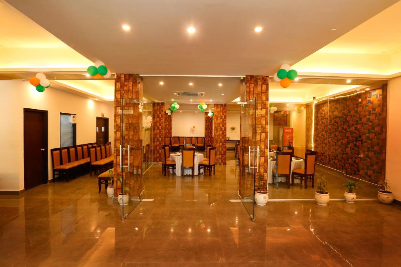Airport Hotel Tashree New Delhi Luaran gambar