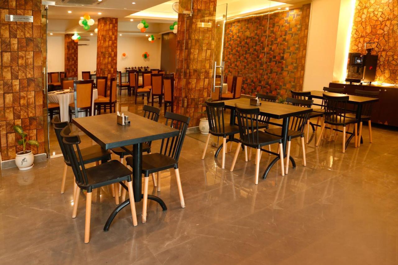 Airport Hotel Tashree New Delhi Luaran gambar